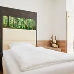فندق Vortuna Gesundheitsresort 4*